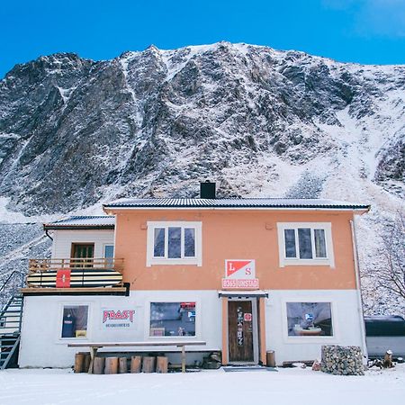 Unstad Surfpacker Unnstad Bagian luar foto